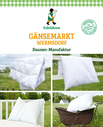 Daunen-Manufaktur auf dem Gänsemarkt Wermsdorf. Bettdecken, Kopfkissen, Sofakissen, Babydecken, Kinderdecken und Kinderkopfkissen. Hochwertige Handarbeit, hergestellt ausschließlich mit unseren eigenen Gänsedaunen und Gänsefedern. Direkt von uns als regionaler Erzeuger – garantiert kein Lebendrupf! Unsere Bettwaren können Sie in der Daunen-Manufaktur auf unserer Farm kaufen oder online bestellen (ohne Kundenkonto). Für eine persönliche Beratung erreichen Sie uns telefonisch Mo.-Fr. von 8-17 Uhr unter 034364 88426. Bettfedern-Reinigung auf natürliche Art. Von Januar bis Oktober geöffnet.