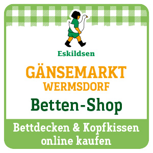 Der Gänsemarkt Wermsdorf auf der Gänsefarm Eskildsen betreibt den Online Betten-Shop. Dort kann man Bettdecken und Kopfkissen online kaufen. ausschließlich hergestellt aus den eigenen Gänsefedern und Gänsedaunen der eigenen Gänse.
