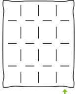 Zeichnung einer Steppart für eine Bettdecke mit Karostepp für Kinderdecken. Dieses Bett ist mit punktuell 10cm langen Stegen versehen um für die gleichmäßige Verteilung der Daunen zu sorgen und dadurch das Entstehen von Kältezonen zu verhindern. Die Innenstege sind 2cm hoch.